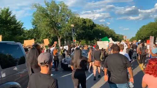 Donald Trump, dus într-un buncăr din Casa Albă în timpul protestelor izbucnite după moartea lui George Floyd. Washington a intrat în stare de asediu