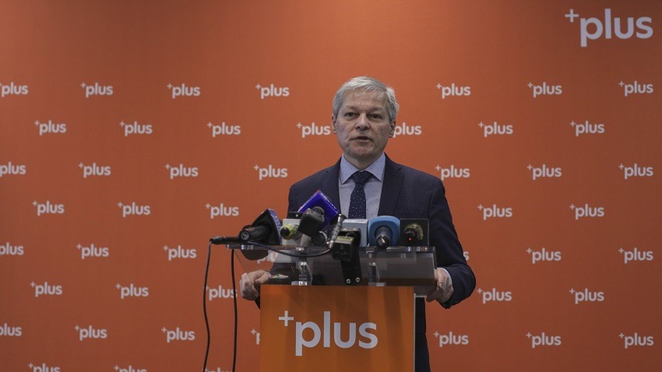 PLUS cere ca președintele Iohannis să nu anuleze consultările cu partidele, ci să le țină online prin videoconferință