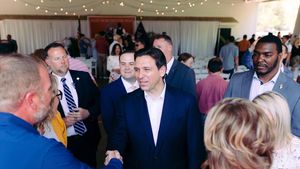Florida adoptă o lege care limitează accesul minorilor la rețelele de socializare