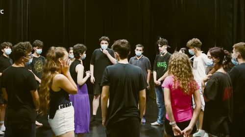 BOLD invită tinerii la casting pentru a fi actori într-un musical educațional care transpune în scenă situații reale și trăiri interioare