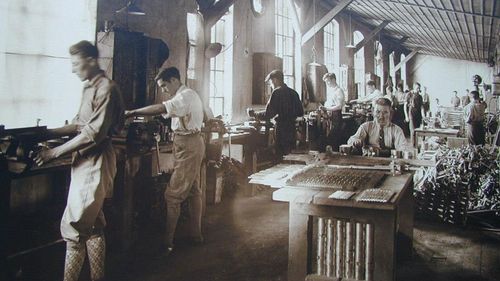 Turnul Sfatului: Povestea lui Viktor Hess, nepotul celui care a înființat Fabrica de cântare Hess (Balanța) / „În 1949 ne-a dat afară din casă directorul de la Fabrica Independența. Ne-a dat termen 24 de ore să plecăm”