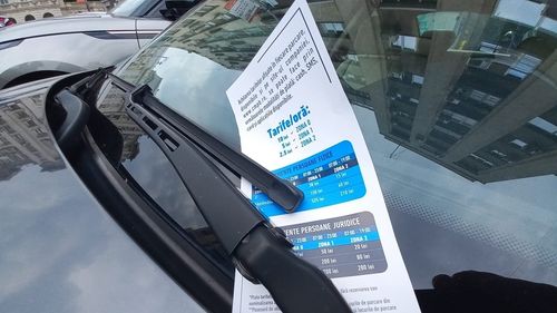 Compania Parking va putea dispune ridicarea maşinilor staţionate neregulamentar în Capitală - proiect