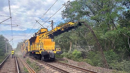 CFR SA va investi 6,42 miliarde lei pentru reabilitarea liniei de cale ferată Paşcani - Dărmăneşti