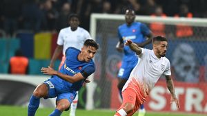 UEFA a amendat FCSB din cauza comportamentului rasist al suporterilor / Incidentele, la meciul cu West Ham United, din 3 noiembrie, în grupele Conference League