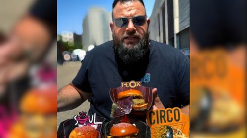 Cel mai scump hamburger din lume costă peste 9.000 de euro și obligă la un „pact de confidențialitate” pe cei care îl gustă. Recenziile sunt interzise