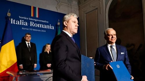 Predoiu, după întâlnirea cu omologul italian: Am convenit să ridicăm cooperarea poliţienească la un nivel superior. Să intervenim pentru a slăbi crima organizată de la noi, clanurile de interlopi, înainte de a se conecta structurat la marile reţele