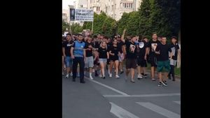 VIDEO A doua seară de proteste în Slatina după ce un tânăr a murit înecat