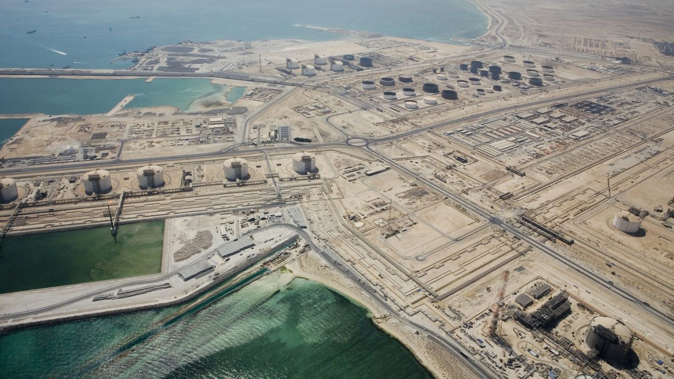 BREAKING QatarEnergy invocă forța majoră pentru mai multe contracte GNL