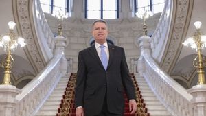 VIDEO Iohannis a anunțat temele pentru referendum: Interzicerea amnistiei și grațierii pentru infracțiuni de corupție și interzicerea OUG-urilor în domeniul infracțiunilor / ”PSD-iștii au atât de multe probleme penale încât sunt dispuși să riște stabilitatea și viitorul României doar pentru a-și albi dosarele”