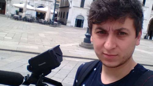 Jurnalist și regizor, Mihai Dragolea a fost bătut crunt în Coșna, Suceava, în timp ce filma un material despre tăierile ilegale de pădure