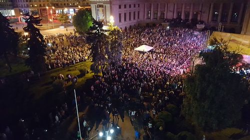 Prahova: Mii de ploieșteni sunt așteptați, în weekend, la zilele orașului / Bulevardul cu castani din Ploieşti, care face legătura între Gara de Sud şi centru, transformat în zonă pietonală