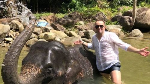 Numire controversată în sănătate: un tânăr cu zero experiență în domeniu, fiul fostului chestor Tutilescu, a preluat conducerea spitalului județean Mehedinți. UPDATE: Tutilescu a refuzat postul