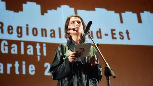 Replica Oanei Bogdan pentru criticii săi: Vedem extinzându-se în jurul nostru diferite forme de renunțare la proprietate, Airbnb și Uber sunt platforme prin care oamenii își transformă proprietățile în bunuri împărtășite și servicii comune