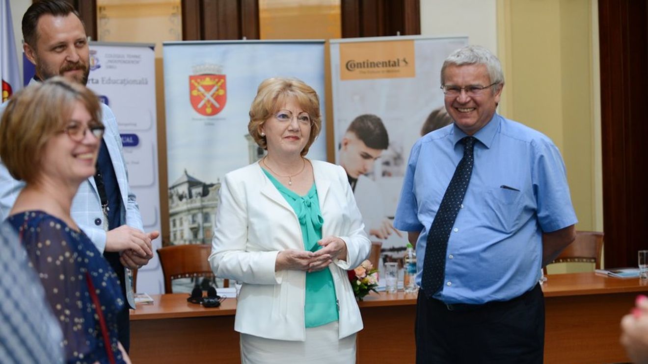 Primărița suspendată a Sibiului poate reveni în funcție după o decizie a justiției