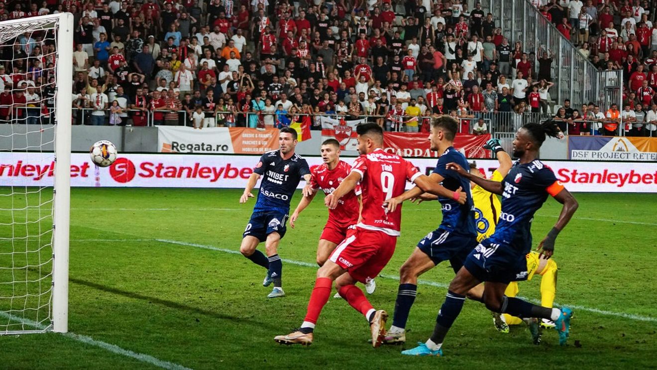 Încă un meci ratat de Dinamo în prelungiri: 3-3 cu Universitatea Cluj / Bucureștenii urcă pe loc de baraj