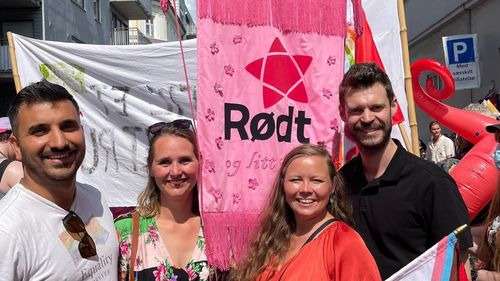 Deputatul marxist Bjørnar Moxnes din Norvegia este implicat într-un scandal după ce s-a aflat că a furat o pereche de ochelari de soare de la un duty-free la aeroportul din Oslo