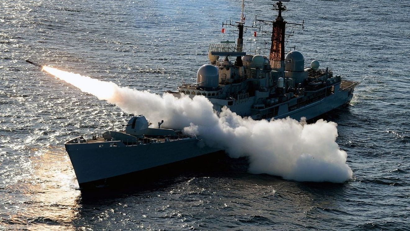 Rusia anunță că a lansat rachete de croazieră și hipersonice spre Ucraina, de pe navele sale aflate în Marea Neagră şi Marea Caspică