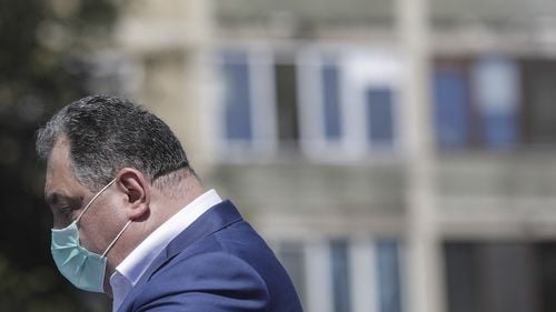 Situaţie neobişnuită în dosarul Vanghelie: oamenii de afaceri au fost arestaţi, funcţionarii nu / Vanghelie a povestit cum şi-a petrecut noaptea reţinerii în arest