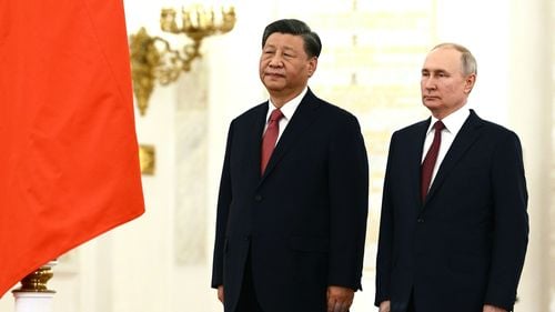 China şi Rusia încep exerciţii navale comune în Marea Japoniei