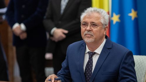 Ion Doldurea, primarul PSD din Caracal, şi-a depus candidatura pentru un nou mandat. Fiul său deține firma care a provocat explozia devastatoare GPL din Crevedia