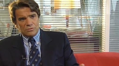 Personaj de film. Cine a fost controversatul Bernard Tapie: Om de afaceri, politician, patron de club sportiv, fraudator condamnat, actor, figură fascinantă a vieții publice franceze