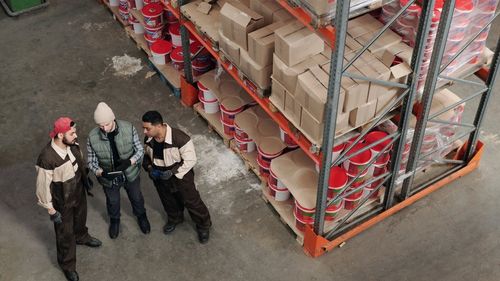 O nouă criză la orizont: industria de ambalaje se teme că nu va putea asigura comenzile. Hârtia s-a scumpit cu 45% peste noapte