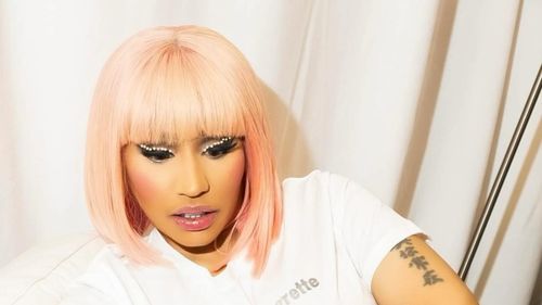 Nicki Minaj a fost arestată pe un aeroportul din Amsterdam  / E suspectată de posesie de droguri uşoare / ”Acesta este Amsterdam, apropo, unde iarba este legală”