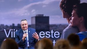 Ciucă, după realegerea lui Macron ca preşedinte al Franţei: Salutăm votul de astăzi al francezilor în favoarea unei Europe solidare, care respinge extremismul şi naţionalismul