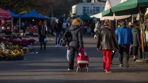 Rata de incidență COVID în București a scăzut sub pragul de 12 cazuri la mia de locuitori