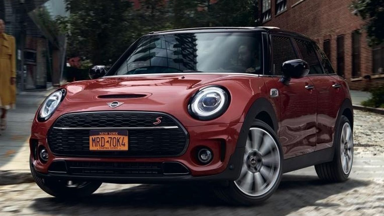 Primele efecte în industria auto după Brexit/ BMW amână dezvolarea unei noi generații MINI