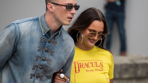 Dior și Dracula: cum a reinterpretat Jonathan Anderson mitologia românească în prima sa colecție