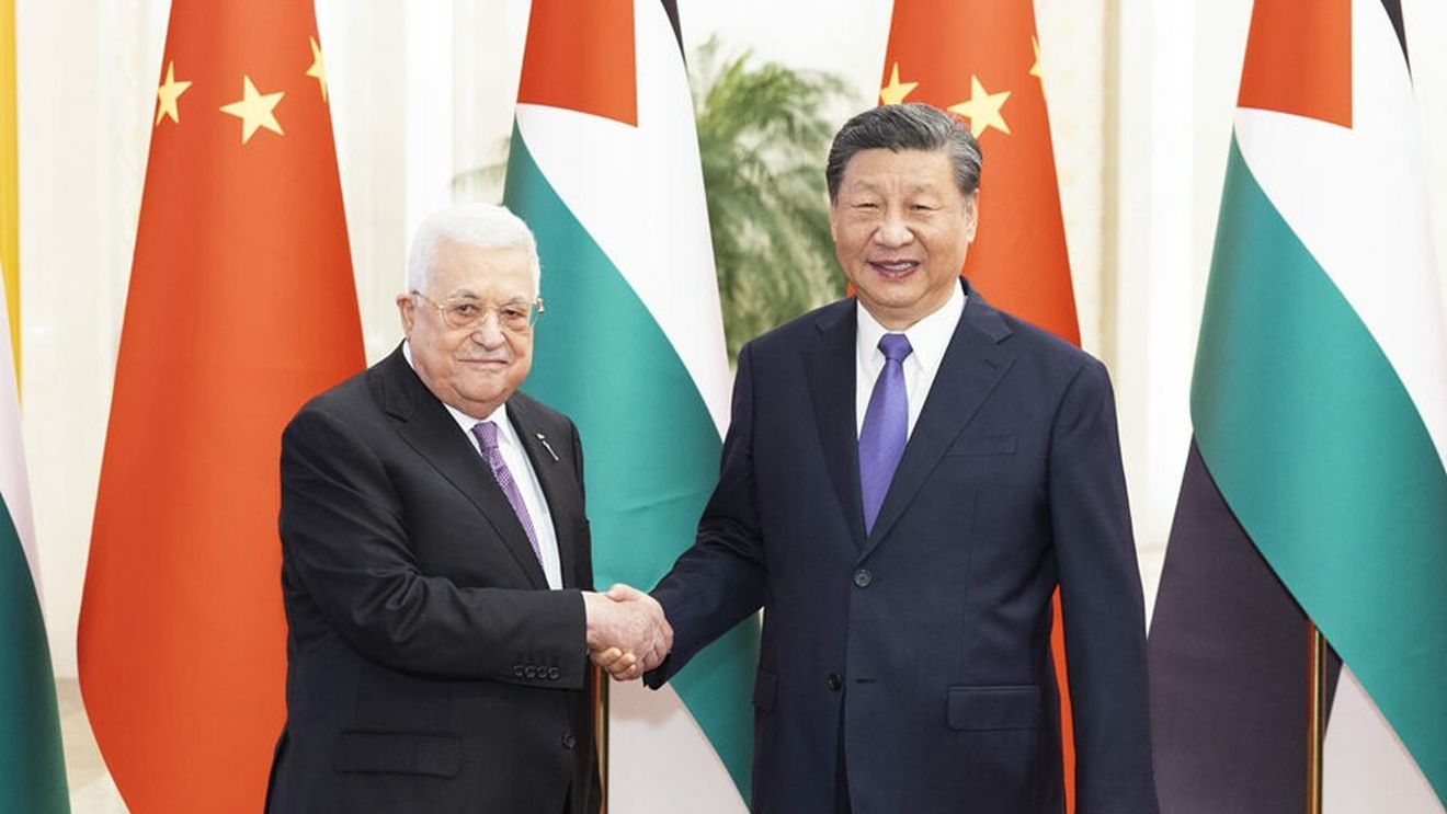 Xi Jinping i-a promis președintelui Mahmoud Abbas că Beijingul îşi va ridica relaţiile diplomatice la nivel „strategic” cu autorităţile palestiniene