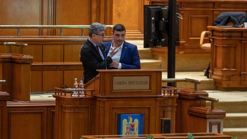 Moțiunea simplă a USR împotriva ministrului Energiei, Virgil Popescu, respinsă în Parlament