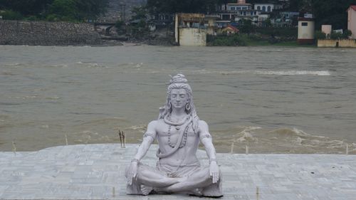 Un festival de yoga a fost urmărit de 150 de milioane de persoane din întreaga lume / Audiența, de opt ori mai mare decât cea de la Premiile Grammy, potrivit organizatorilor