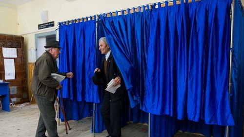 SURSE: PNL vrea comasarea alegerilor parlamentare cu cele locale, PSD se opune / Miza liberalilor ar fi ca tot președintele Iohannis să propună viitorul premier în 2024