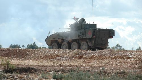 Austria va achiziționa 225 de transportoare blindate de trupe Pandur în valoare de aproximativ 1,8 miliarde de euro, pentru a-și consolida armata