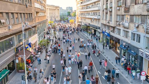 Weekend ploios, dar plin de evenimente și distracție în București / Care este programul manifestărilor