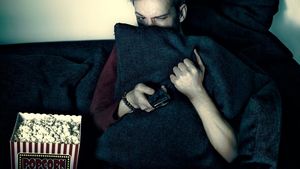 Când coronavirusul distruge prietenii. Măsurile anti-Covid au devenit un măr al discordiei între prieteni, colegi de serviciu şi în interiorul familiilor. Câteodată nu rămâne decât dureroasa despărţire