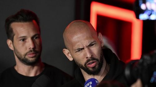 Andrew Tate „va fi extrădat în Marea Britanie”