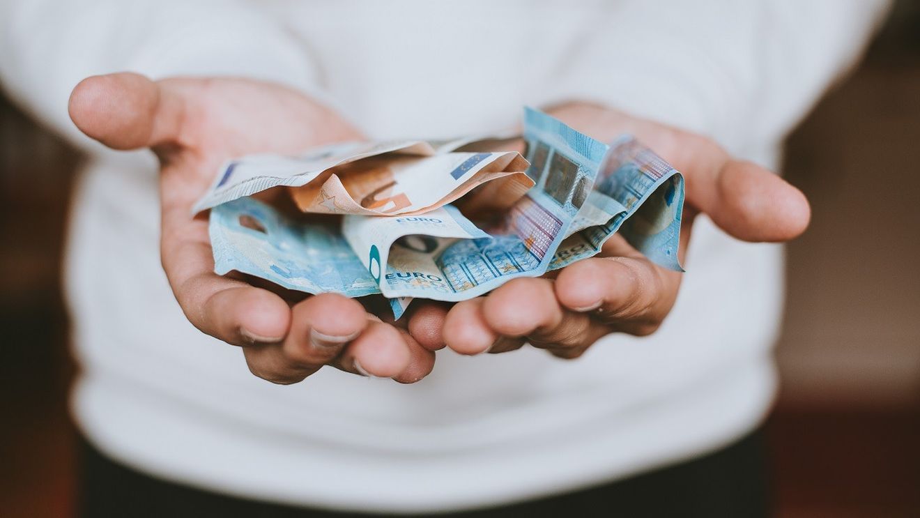 Economia zonei euro își menține ritmul de creștere în prima jumătate a anului