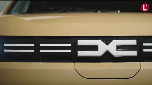 VIDEO Francezii dezvăluie în exclusivitate un viitor model Dacia: „Are vântul în pânze”