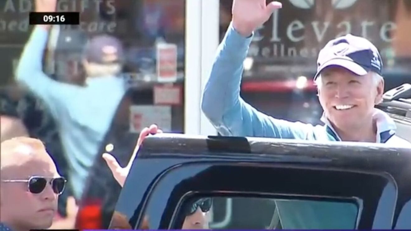 Biden a râs de Trump după ce i-a văzut fotografia din arest: Un tip arătos