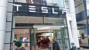 Tesla își deschide, în premieră, rețeaua de încărcare și pentru alte tipuri de mașini electrice
