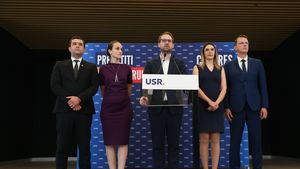 BREAKING | Vot covârșitor în USR pentru a nu susține Guvernul Tomac / Dominic Fritz propune un guvern PNL, USR, UDMR și minorități cu puteri depline sau alegeri anticipate