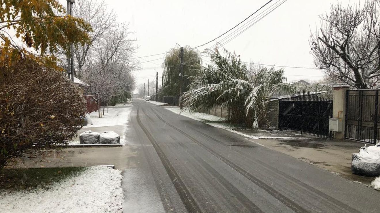 Harghita: Primele ninsori în zonele înalte ale judeţului, la Băile Harghita şi în Pasul Bucin / Temperaturile au fost azi-noapte între minus 0,2 și 5,8 grade Celsius