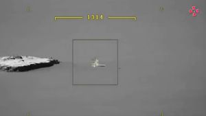 Ucraina publică o înregistrare video cu atacuri asupra forțelor rusești aflate pe Insula Șerpilor, înainte de retragere