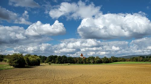 Mii de tone de nămol de la staţia de epurare, folosite pentru fertilizarea terenurilor