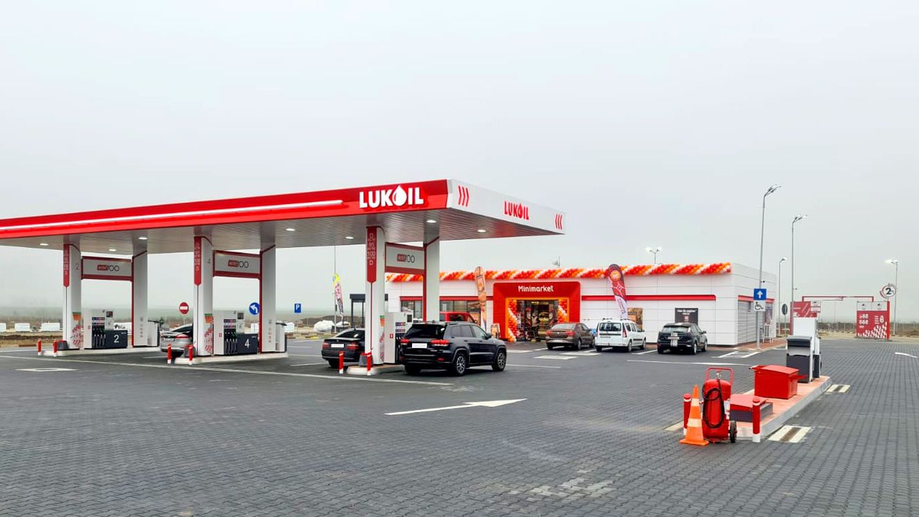 Site-urile Lukoil au fost blocate, după ce compania rusă a cerut încheierea războiului