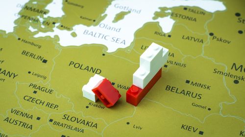 Polonia își continuă echiparea militară cu lansatoare de rachetă pentru nave, de la Lockheed Martin