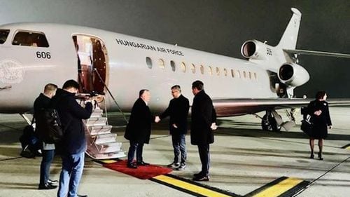 Preşedintele din Azerbaidjan şi premierii din Ungaria şi Georgia au ajuns deja în România / Sâmbătă se semnează acordul între guvernele Republicii Azerbaidjan, Georgia, Ungaria şi România în domeniul dezvoltării şi transportului energiei verzi